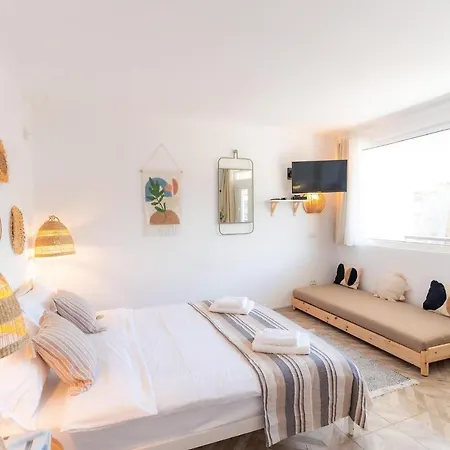 Rezident * Corbu (Constanta)