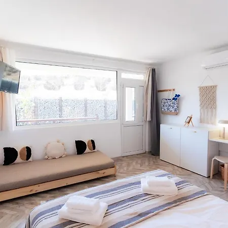 Rezident Corbu (Constanta)