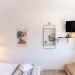Apartament Rezident *